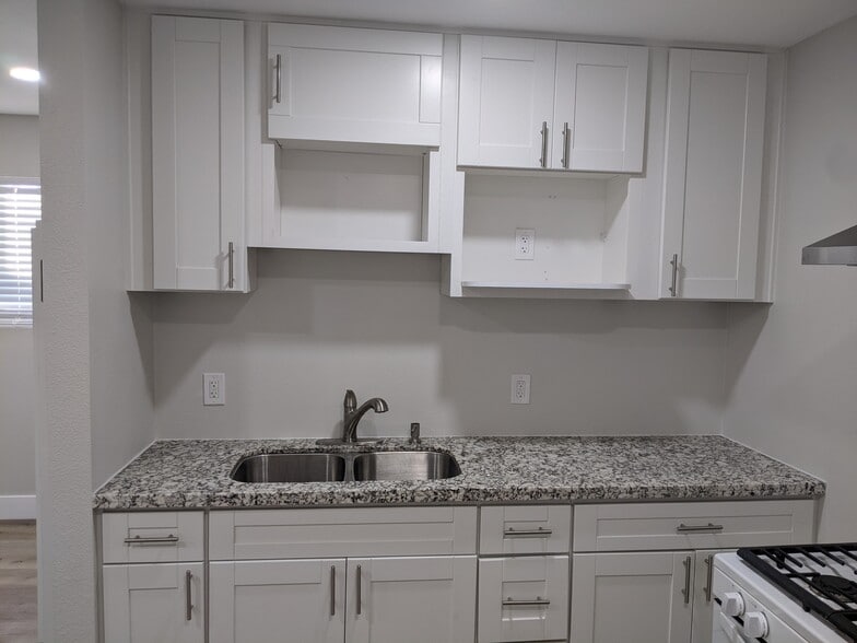 Backhouse - 3318 W 157th St