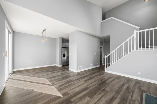Building Photo - 231 Grandview Ct