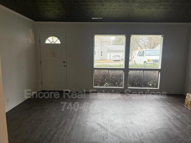 Building Photo - 684 Saratoga Ave