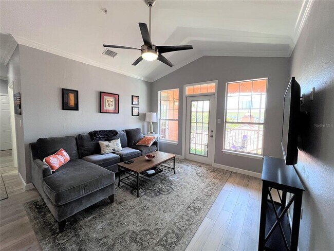 Building Photo - 5000 Culbreath Key Way