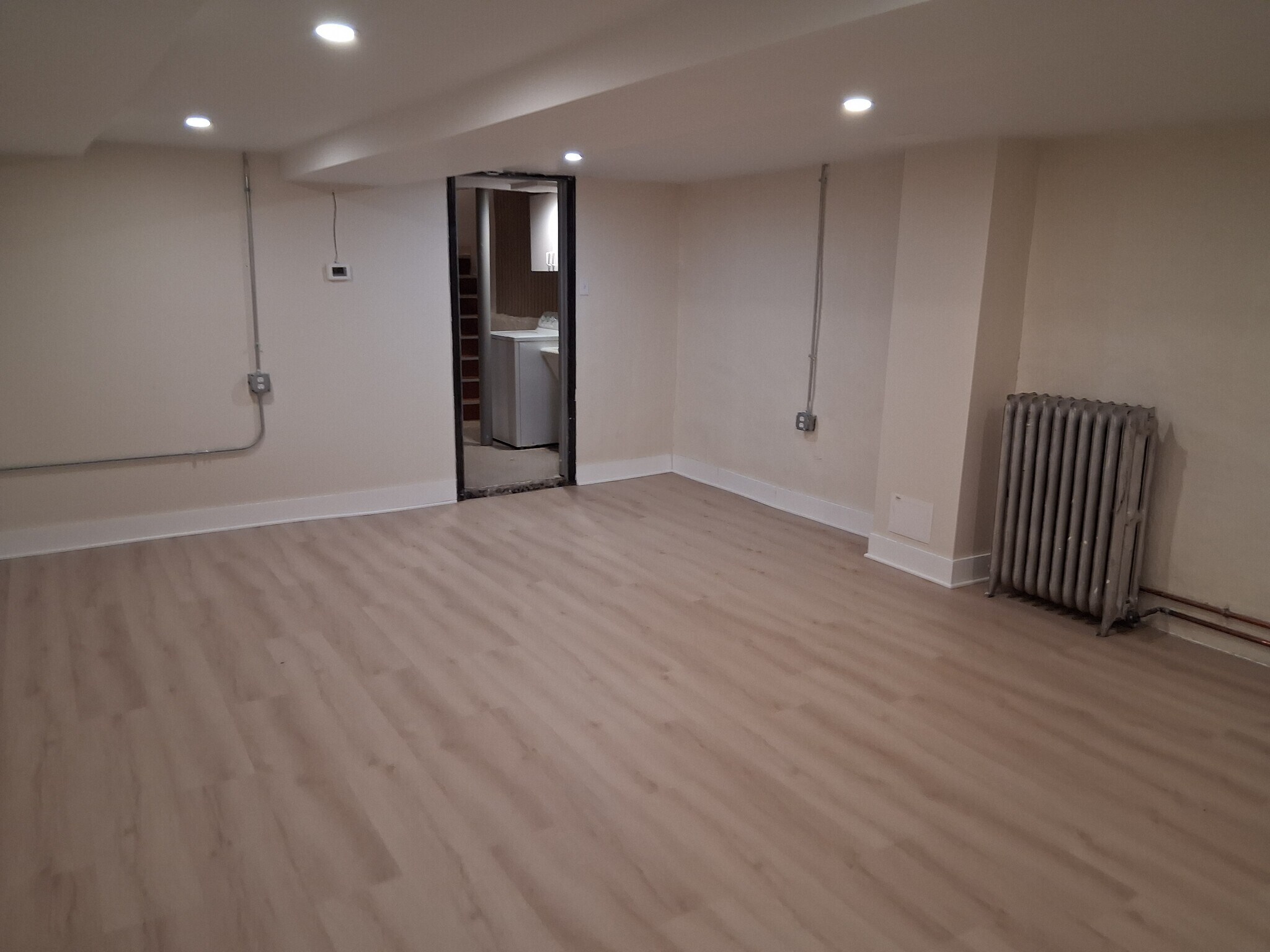 Building Photo - 6643 Sprague St