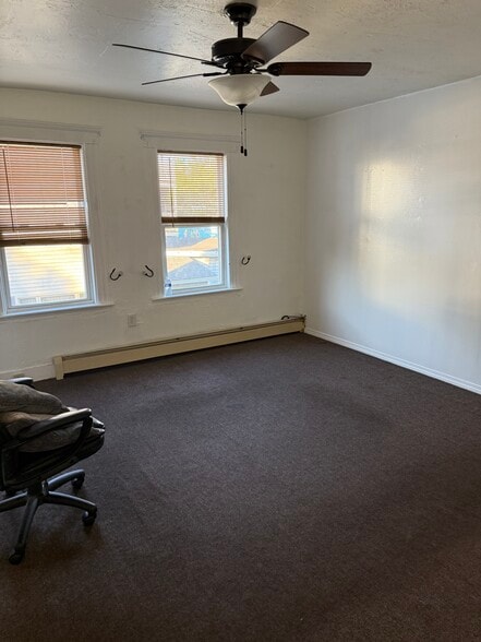 Building Photo - 255 Millbury St