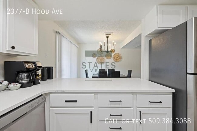 Building Photo - 2377 Hood Ave