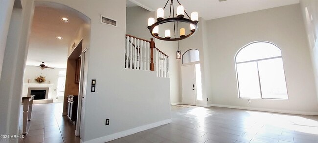 Building Photo - 3741 N Ladera Cir