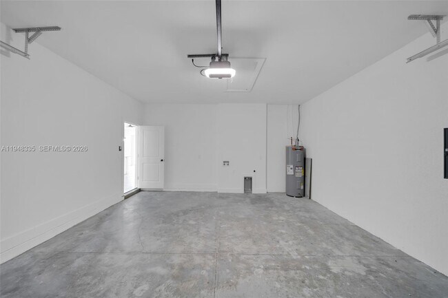 Building Photo - 328 Gordon Ave S