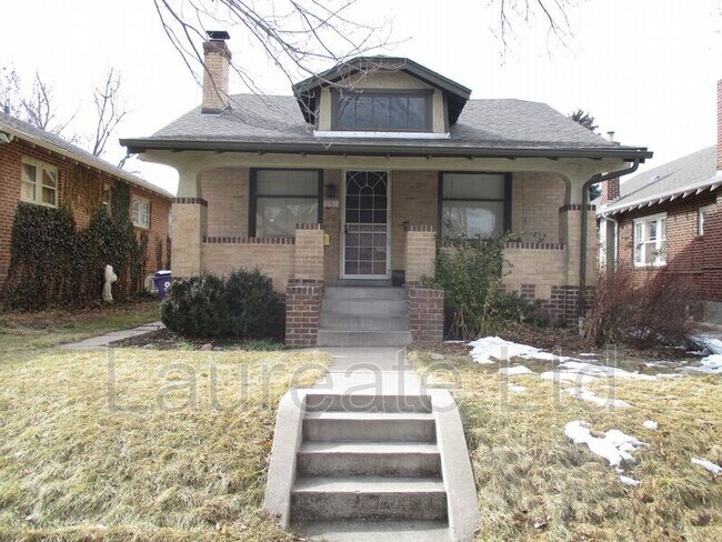 Building Photo - 953 Garfield St