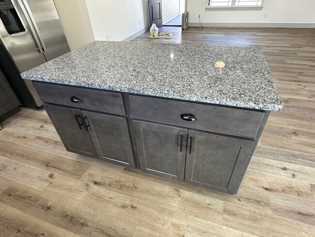 Building Photo - NEW CONSTRUCTION 5 Bed 3 Bath w/ Walk Out Basement Waynesville School District