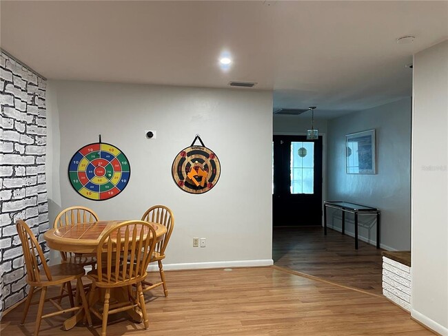 Building Photo - 8303 Lopez Dr