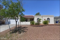 Building Photo - 829 Dulce Tierra Dr