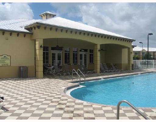 Building Photo - 1221 Lucaya Dr