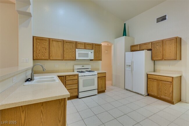 Building Photo - 10308 Juniper Creek Ln