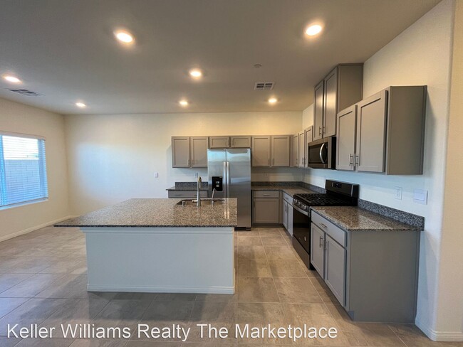 Building Photo - 4 br, 3 bath House - 428 Larksong Ave