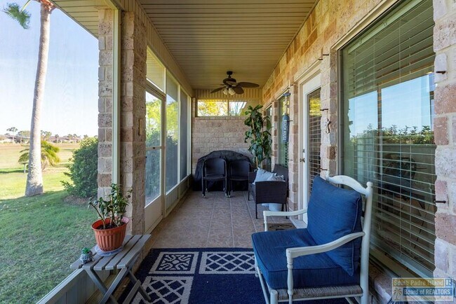 Building Photo - 29 Torrey Pines Dr