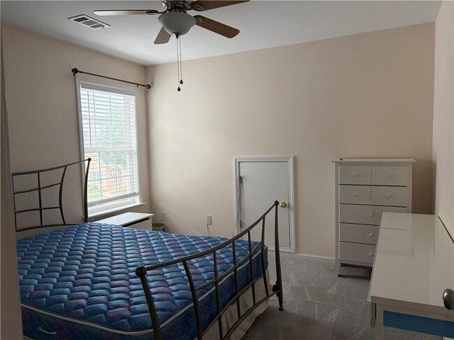 Building Photo - 12835 Morningpark Cir