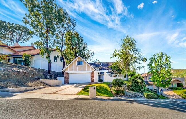 Building Photo - 30428 Penrod Dr
