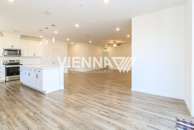 Building Photo - 10106 Anadia Wy
