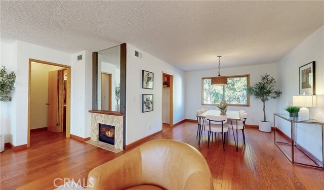 Building Photo - 7727 Vía Capri