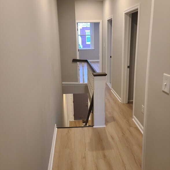 Building Photo - 1331 Narragansett St