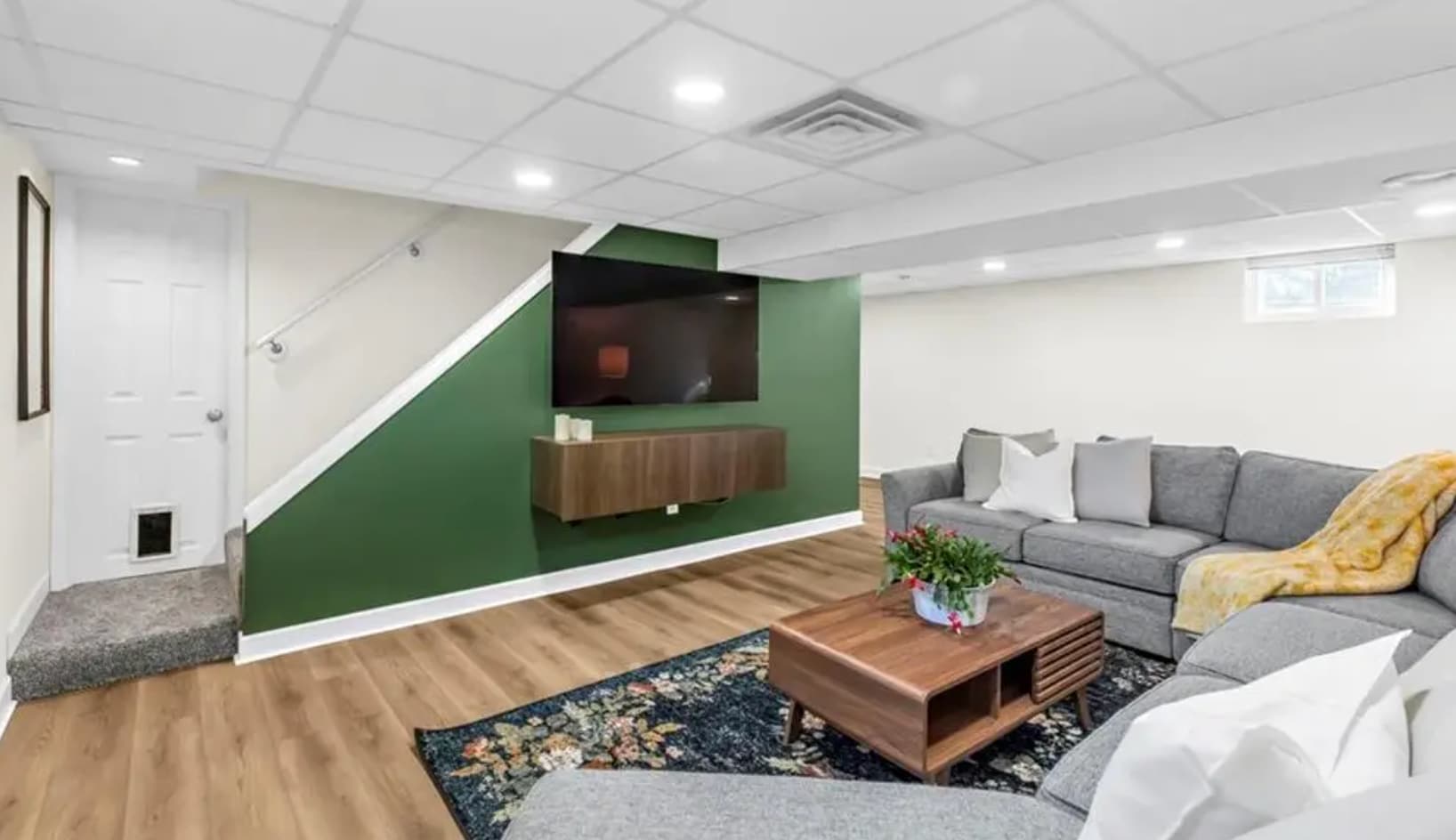 Building Photo - 5003 Knox Ave