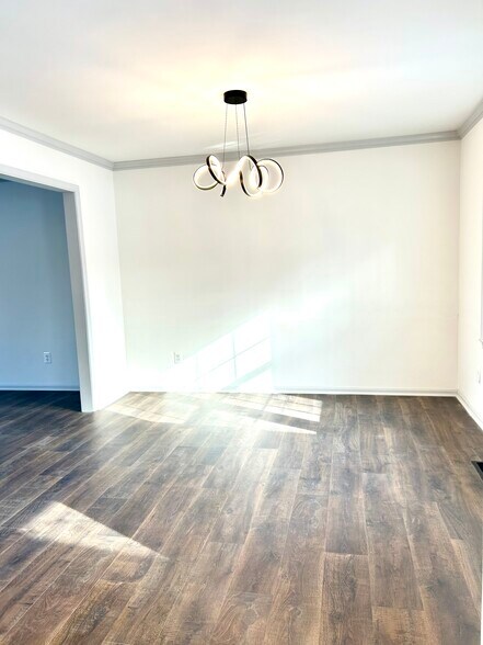 Building Photo - 6348 Torrence St