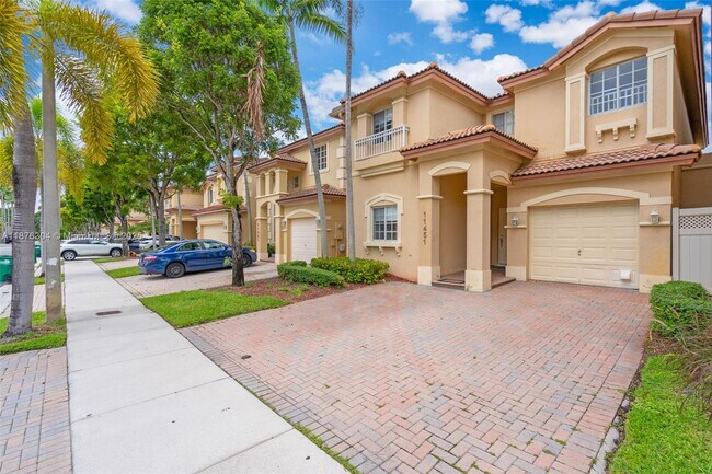 Building Photo - 11451 NW 68th Terrace