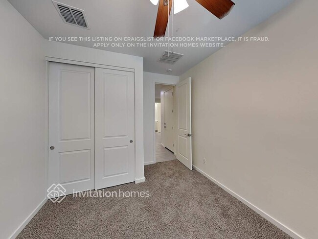 Building Photo - 17692 W Fetlock Trail