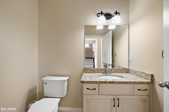 Building Photo - 46267 Terrace Dr