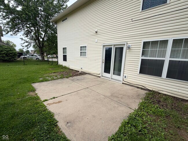 Building Photo - 411 Garden Grace Dr