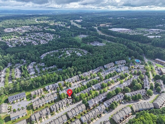 Building Photo - 256 Valley Xing