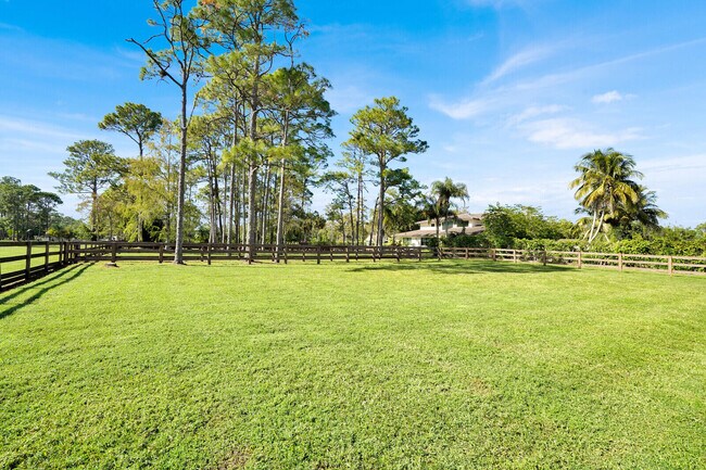 Building Photo - 11231 Ira Ln