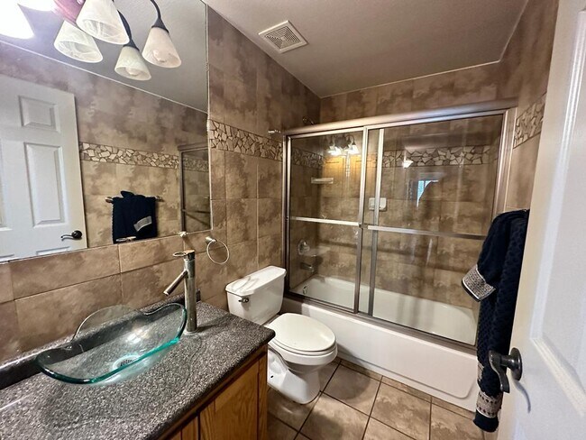 Building Photo - 4136 Tierra Venado Dr