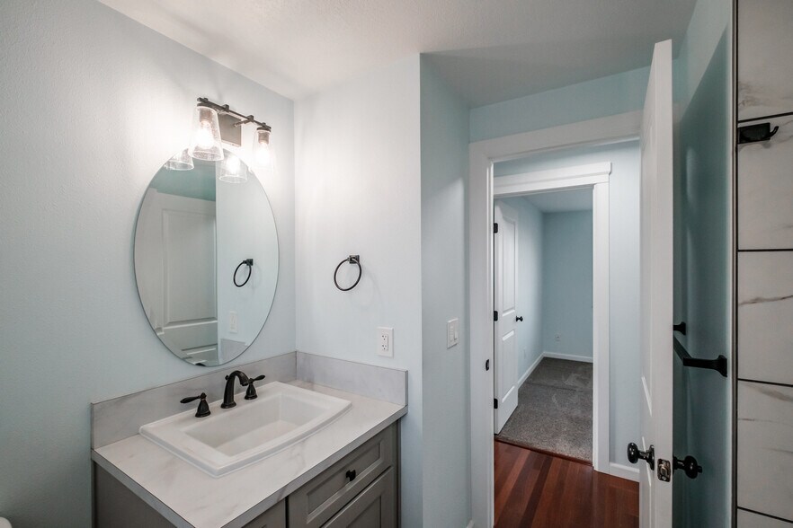 Building Photo - 401 Whittier St