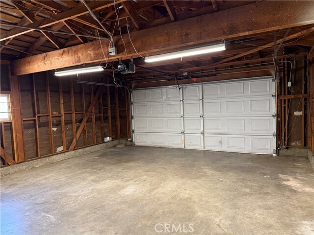 Building Photo - 3195 Newell Dr