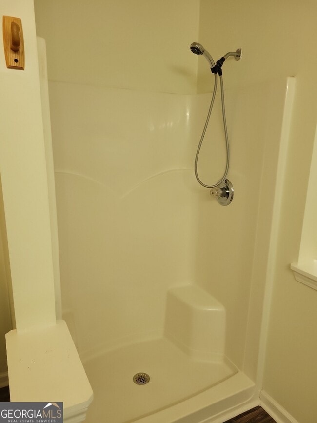 Building Photo - 356 Springbottom Ct SE