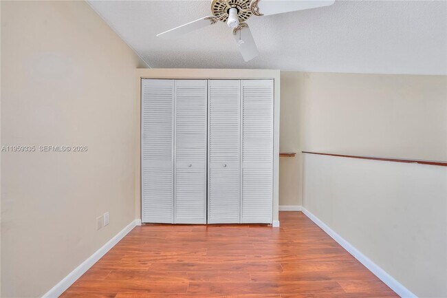 Building Photo - 1301 SW 124th Ct