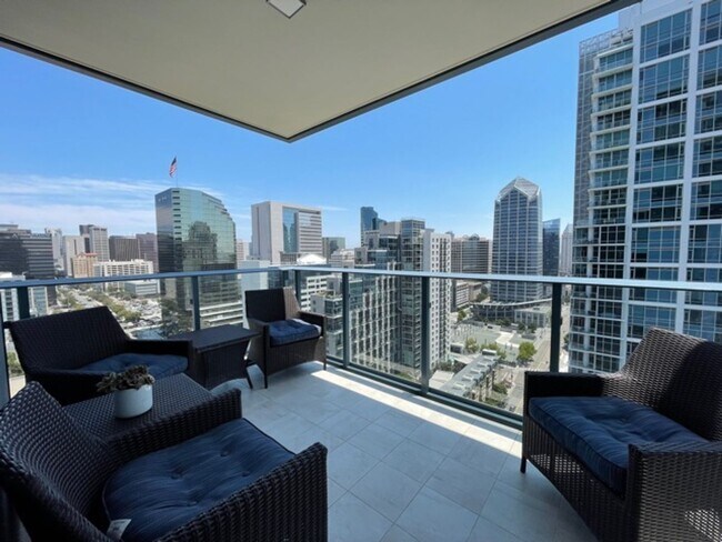 Building Photo - 2 Bedroom-2 Bathroom Fully Furnished Condo...