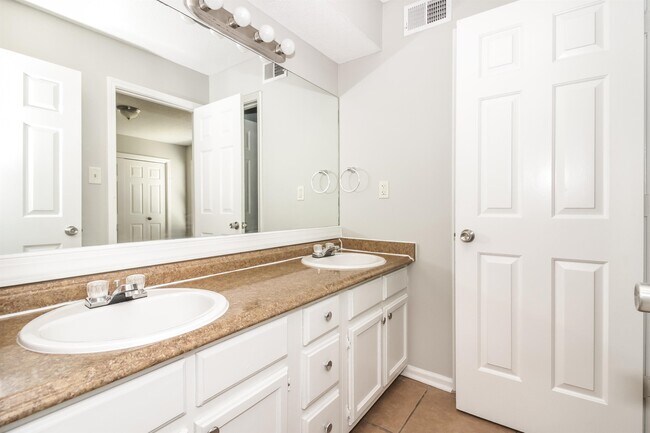 Building Photo - 7126 Abbey Cove
