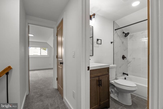 Building Photo - 41 Jewel Ln