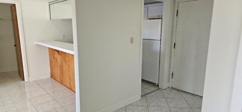 Building Photo - 181 Palm View Ct