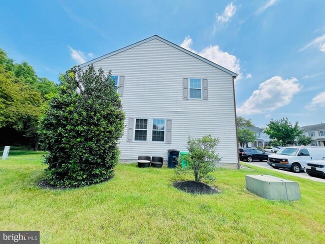 Building Photo - 2315 Barkley Pl