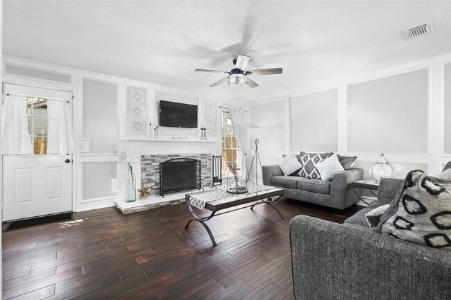 Building Photo - 86 Rockridge Dr