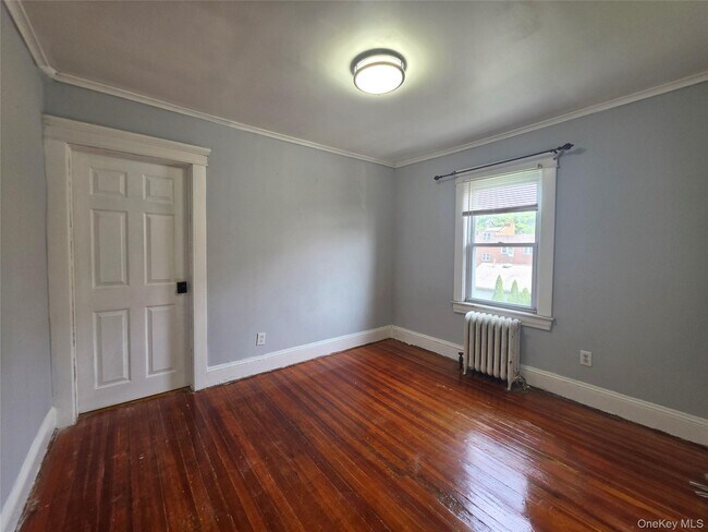 Building Photo - 81 Waring Pl