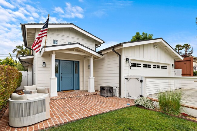 Building Photo - 111 Avenida San Fernando