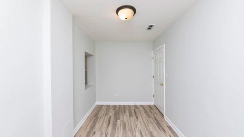 Building Photo - 6136 N Mozart St