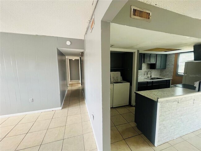 Building Photo - 2769 L B McLeod Rd