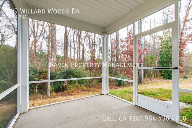 Building Photo - 409 Willard Wds Dr