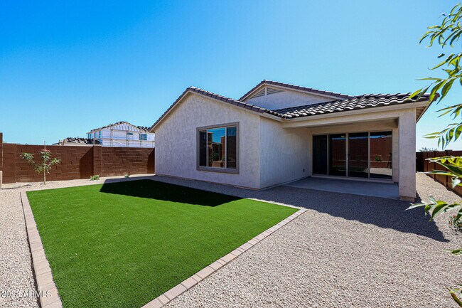 Building Photo - 2034 W Desert Frst Trl