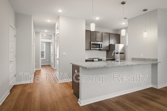 Building Photo - 918 Porter St