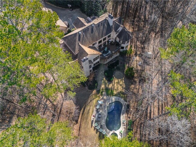 Building Photo - 5041 Towne Lake Hill N