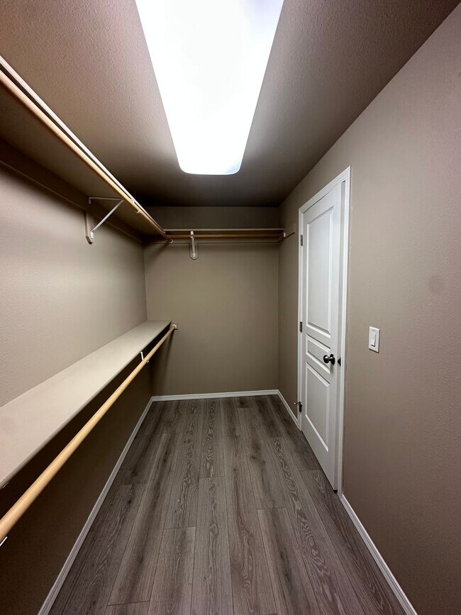 Building Photo - Comfortable Bend Living – 3 Bedroom Home with Spacious Bonus Room!